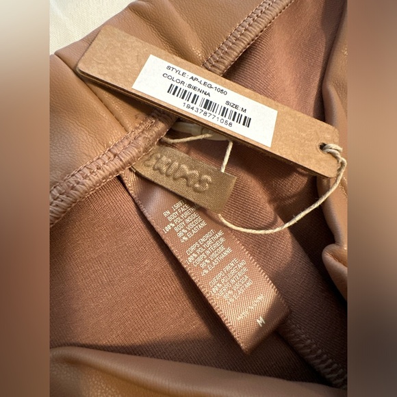 SKIMS Faux Leather Pants - Picture 5 of 12